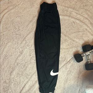 NIKE PANTS SIZE M